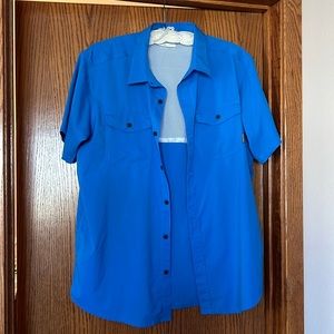 Columbia sportswear, size large, with Omni- Wick
